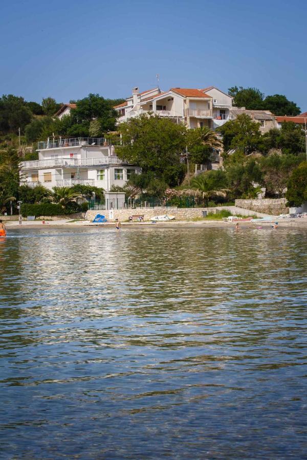 Beach Suite Nina Supetarska Draga Exterior photo